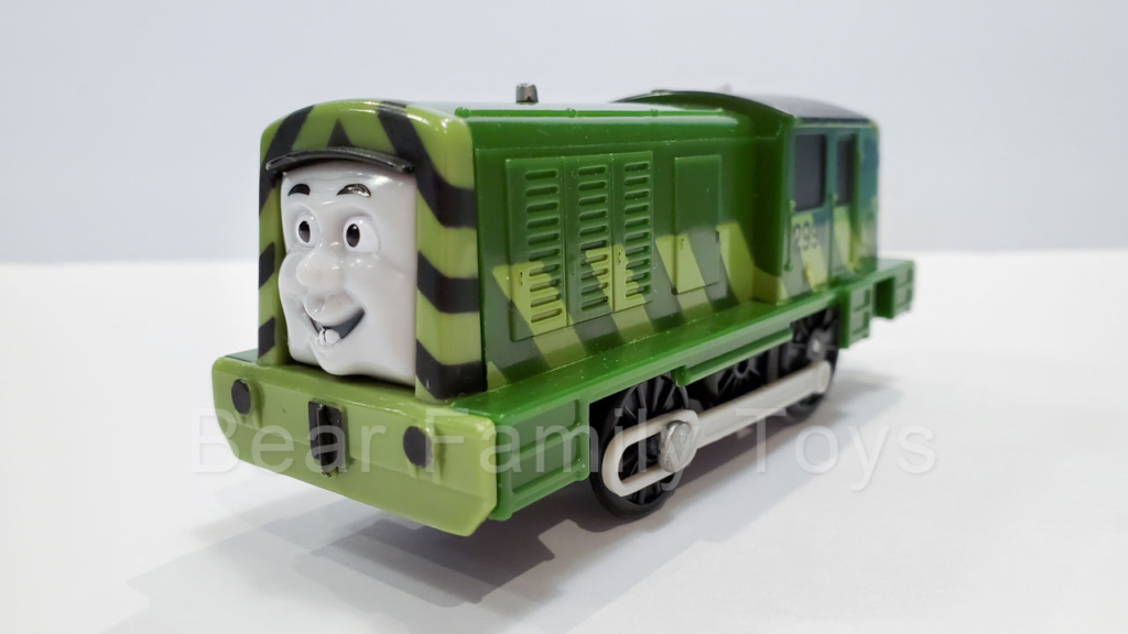みどりのソルティ トラックマスター きかんしゃトーマス プラレール 横